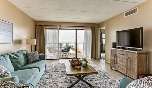 Condo, 2 Bedrooms