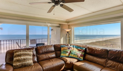 Condo, 2 Bedrooms