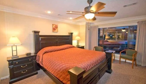 Classic Villa, 2 Bedrooms, Jetted Tub, Lake View