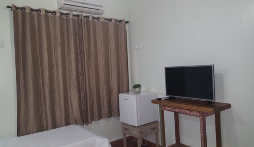 Basic Triple Room