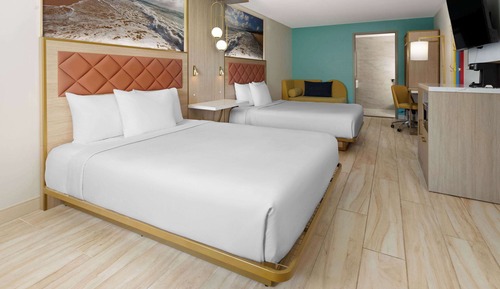 Room, 2 Queen Beds, Accessible, Non Smoking (Yes)