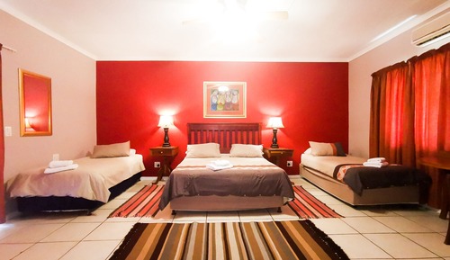Family Room (2)