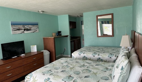 Traditional Room, 2 Double Beds, Kitchenette