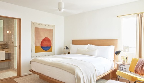 1 King Bed - Thalia