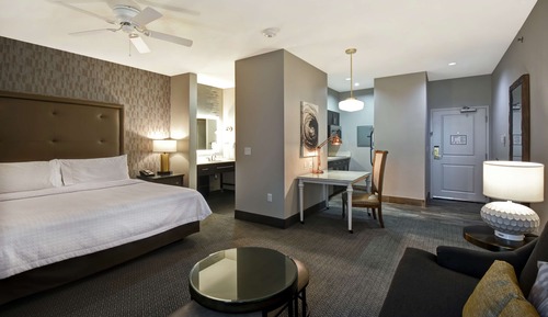 Studio Suite, 1 King Bed, Non Smoking