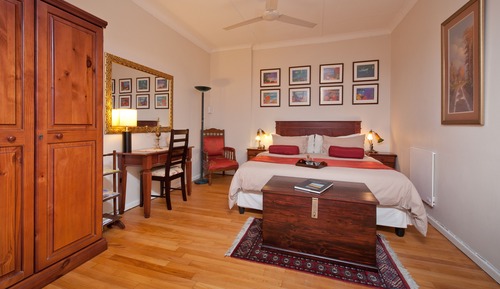 Comfort Studio, 1 Bedroom (Unit Three)