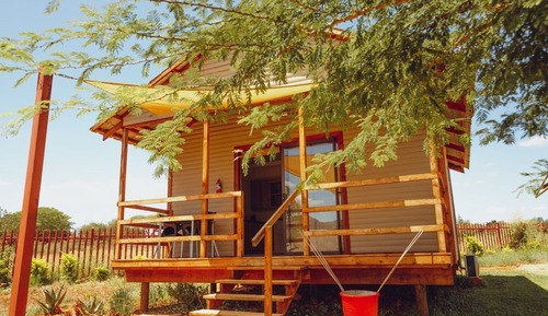 Comfort Cabin