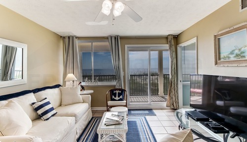 Condo, 2 Bedrooms