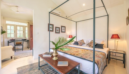 Dumas Suite