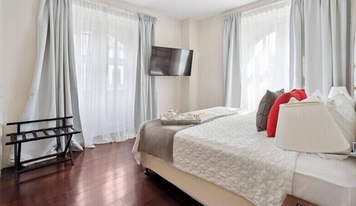 Suite, 1 King Bed