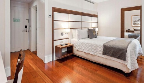 Deluxe Room, 1 Queen Bed