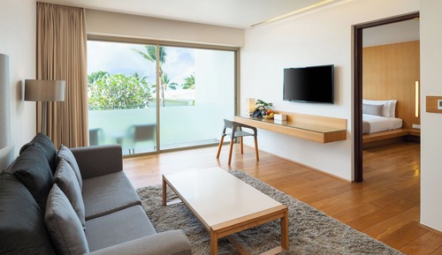 Deluxe Suite