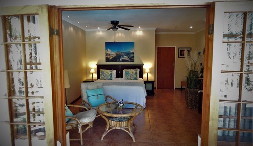 Premium Double Room, 1 Bedroom (AMANZI)
