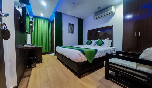 Deluxe Room, 1 Bedroom, Private Bathroom