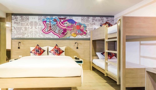 Family Room, Multiple Beds