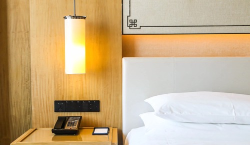 Room, 2 Twin Beds, City View