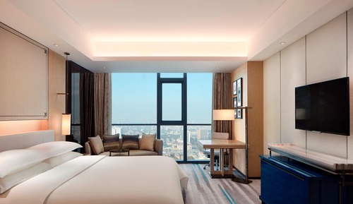 Room, 1 King Bed, City View