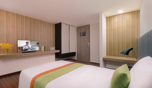 Standard Studio (Urban Community Room)