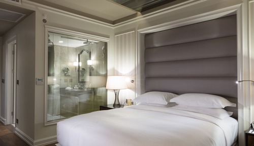 Superior Room, 1 King Bed