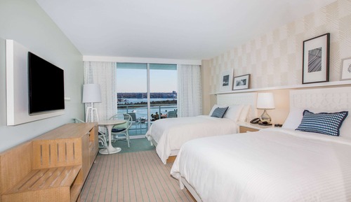 Deluxe Room, 2 Queen Beds, Accessible