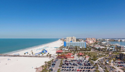 Deluxe Room, 2 Queen Beds (Partial Gulf View)