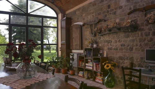 Studio, Park View