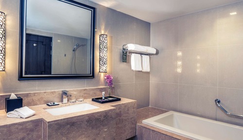 Deluxe Twin Room, 2 Twin Beds, Bathtub