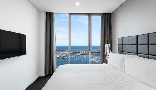 1 Bedroom Ocean Suite
