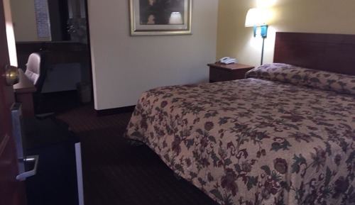 Standard Room, 1 King Bed, Smoking
