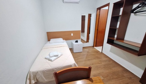Economy Room, 3 Twin Beds
