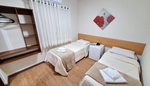 Economy Room, 2 Twin Beds