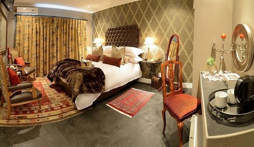 Luxury Room, 1 Bedroom ( Suite with bath and shower)