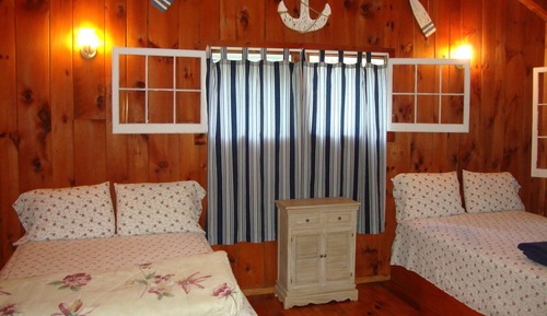 Basic Cabin, 2 Queen Beds