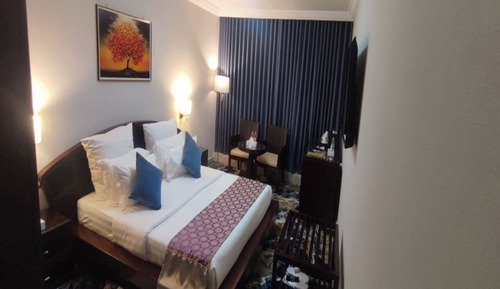Deluxe Single Room