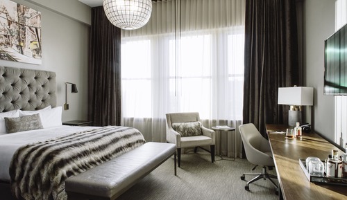 Deluxe Room, 1 King Bed