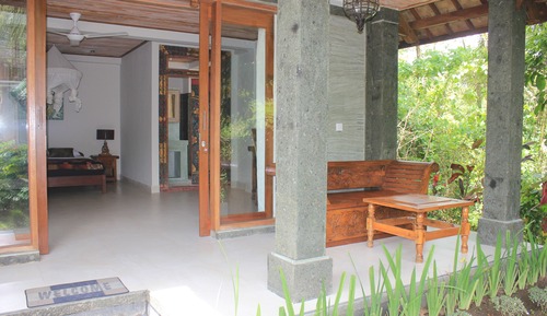 Deluxe Garden