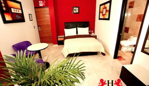Standard Room, 1 Queen Bed