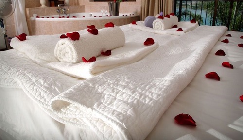 Honeymoon Room