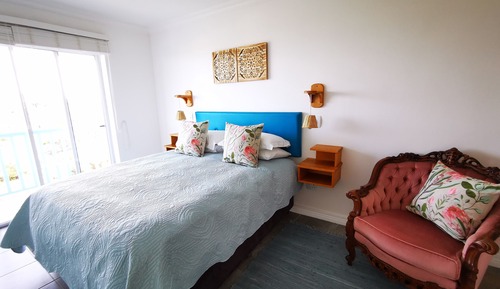 Apartment (2)