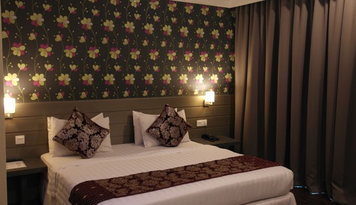 Grand Deluxe Room