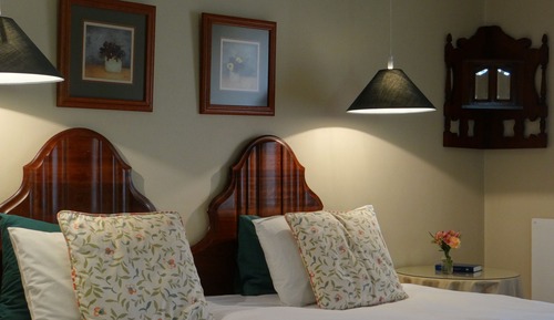 Executive Room, 1 Bedroom (Executive Double/Twin with Sleeper)