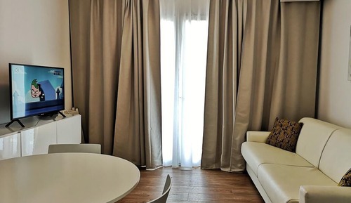 Junior Suite, Annex Building