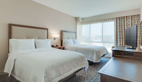 Room, 2 Queen Beds, Accessible, Non Smoking