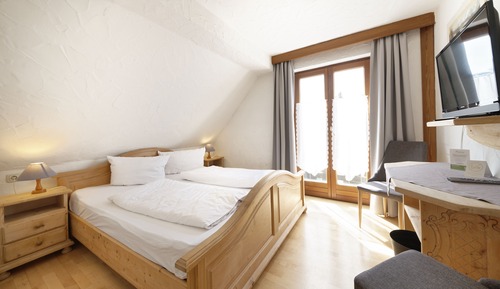 Standard Double Room, Non Smoking, Mountain View