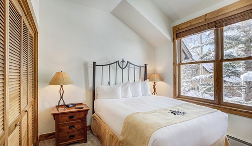 Townhome, 3 Bedrooms, 2 Bathrooms (Ski Tip)