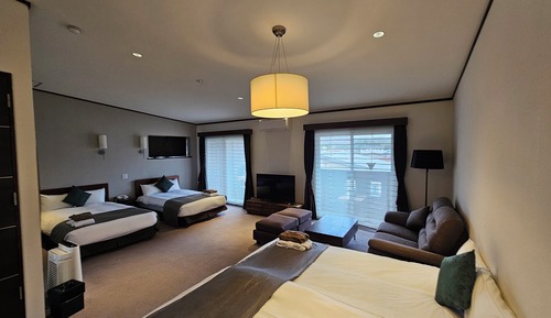 Premium room(Western)