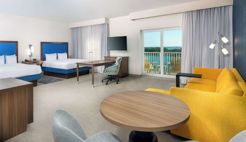 Studio, 2 Queen Beds, Accessible (Beach View, Roll-in Shower)