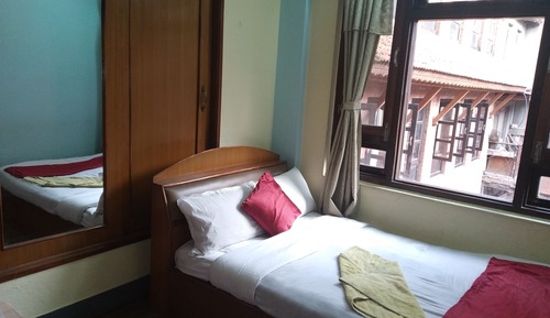 Standard Single Room, 1 Bedroom, Courtyard View, Courtyard Area