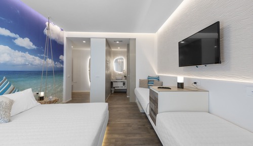 Executive Room, Balcony (beach access included)