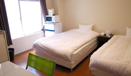 Twin Room, Non Smoking, Shared Bathroom